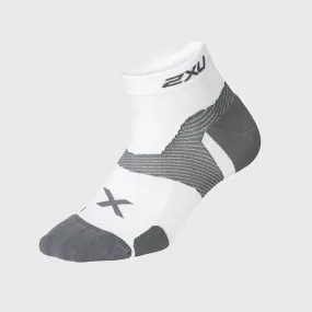 2XU - Vectr Cushion 1/4 Crew Compression Socks - White/Grey